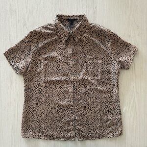 Forever 21 Shirt Women's M Animal Print Short Sleeve